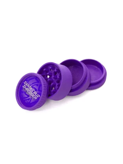 Santa Cruz Shredder Medium Hemp Grinder 4PCS - Image 6